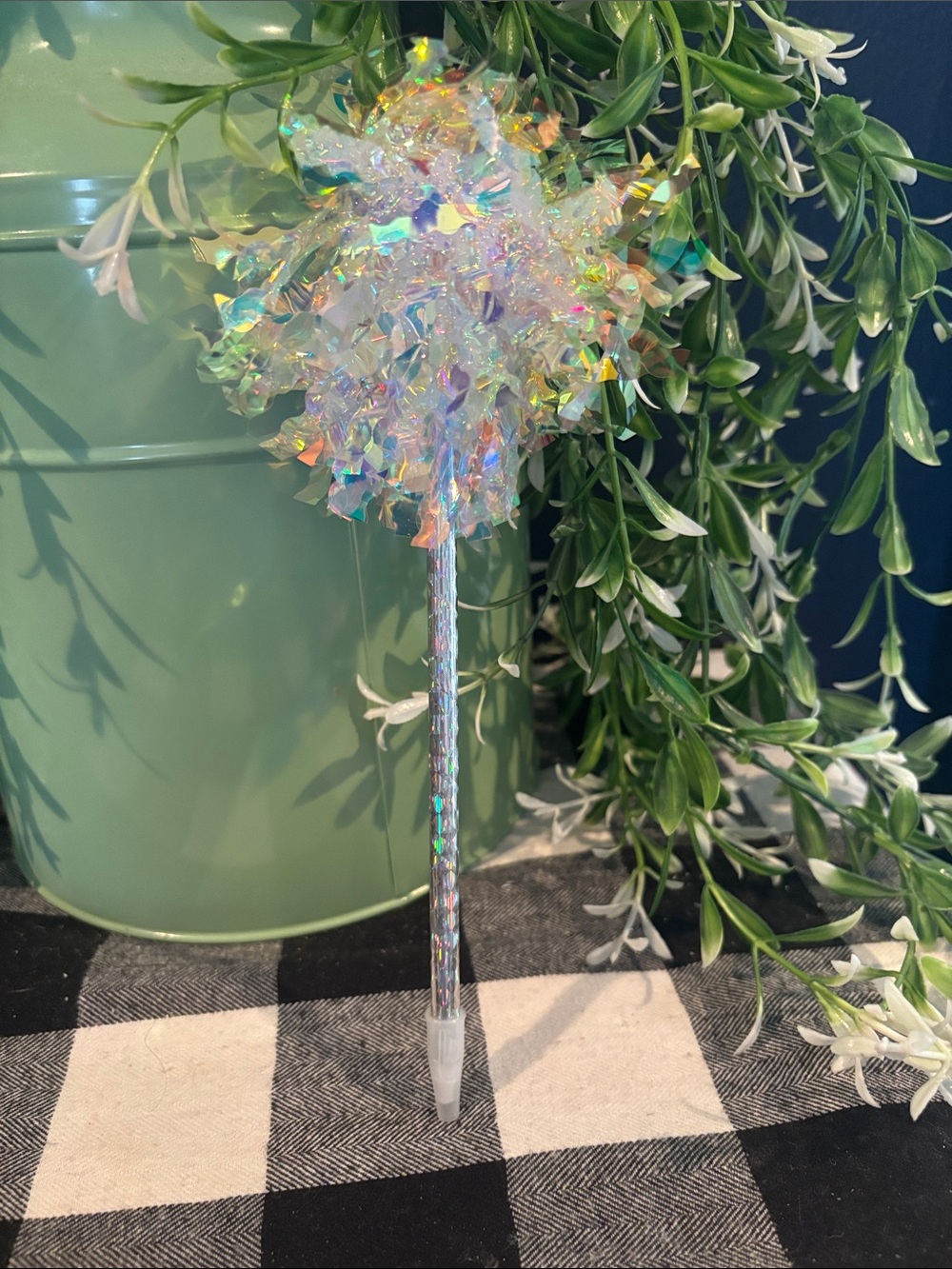 Iridescent Tinsel Pom Pom Pen - Sparkling White/Multicolor